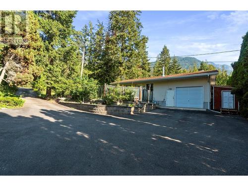 5404 Sunnybrae Canoe Pt Road Unit# 1, Tappen, BC - Outdoor