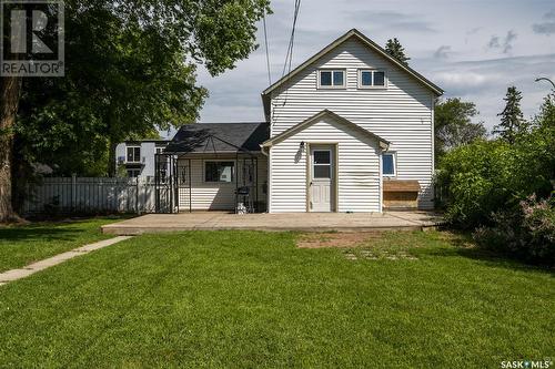 89 27Th Street E, Prince Albert, SK - Outdoor