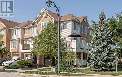 207 Schreyer Crescent, Milton (Harrison), ON - Outdoor With Facade