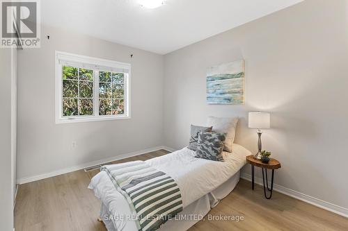 48 Henderson Crescent, New Tecumseth, ON - Indoor Photo Showing Bedroom