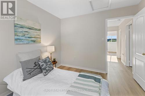 48 Henderson Crescent, New Tecumseth, ON - Indoor Photo Showing Bedroom