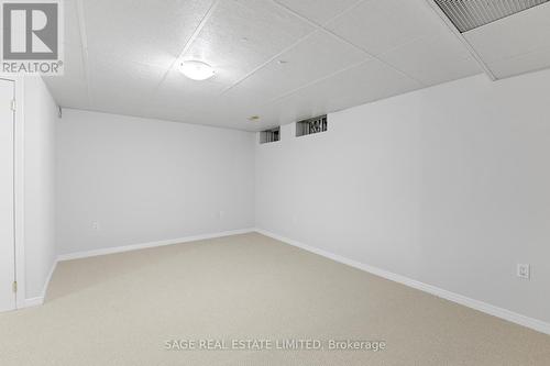 48 Henderson Crescent, New Tecumseth, ON - Indoor Photo Showing Other Room