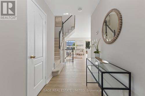 48 Henderson Crescent, New Tecumseth, ON - Indoor Photo Showing Other Room