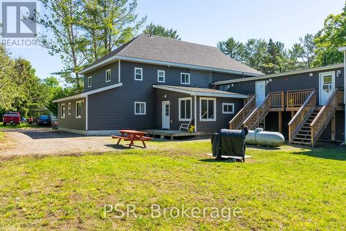 1037 Milford Bay Road, Muskoka Lakes, ON - Outdoor