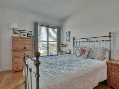 Master bedroom - 301-119 Rue Turgeon, Sainte-Thérèse, QC - Indoor Photo Showing Bedroom