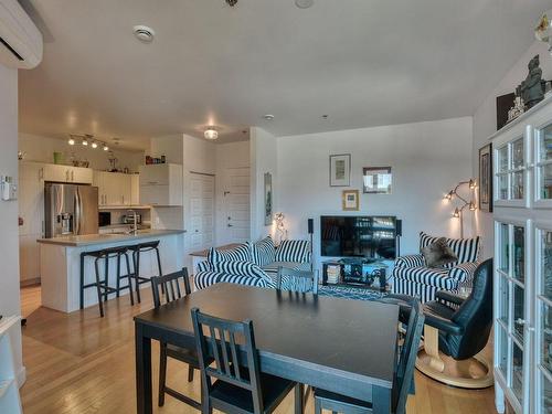 Dining room - 301-119 Rue Turgeon, Sainte-Thérèse, QC - Indoor