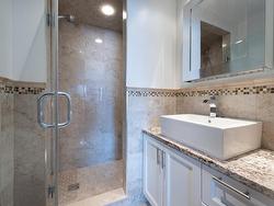 Ensuite bathroom - 