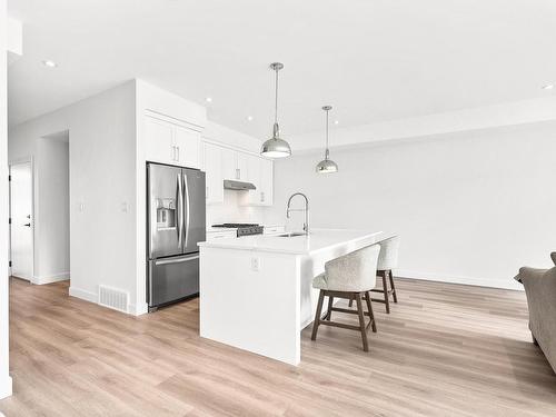 126 River Gate Drive, Kamloops, BC - Indoor Photo Showing Kitchen With Upgraded Kitchen