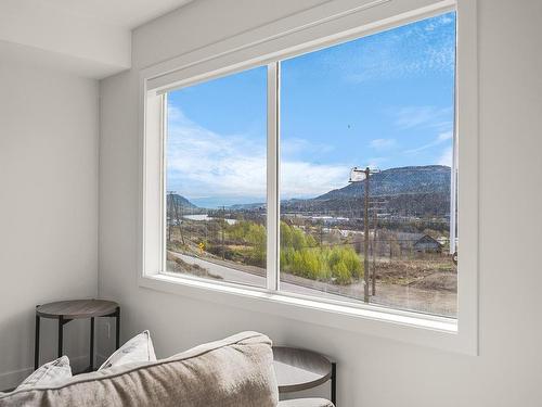 127 River Gate Drive, Kamloops, BC - Indoor Photo Showing Other Room