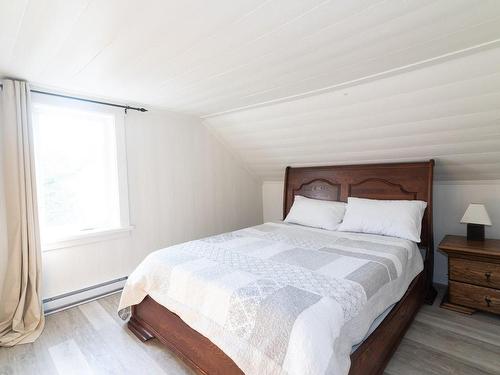 Chambre Ã Â coucher - 70 Rue Principale, Saint-André-De-Kamouraska, QC 