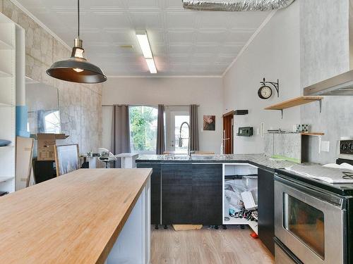 Kitchen - 120 Rue Béram, L'Épiphanie, QC - Indoor Photo Showing Kitchen