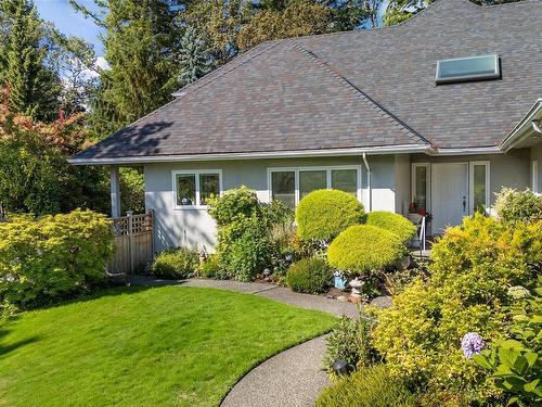 3349 University Woods, Oak Bay, BC 