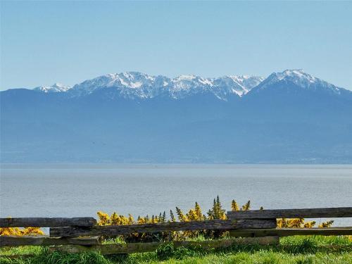 1903-620 Toronto St, Victoria, BC - Outdoor With Body Of Water With View