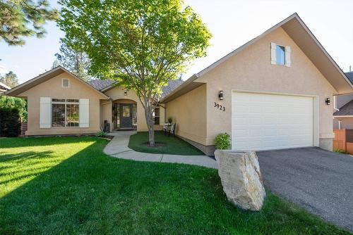 3923 Lakevale Place, Kelowna, BC 