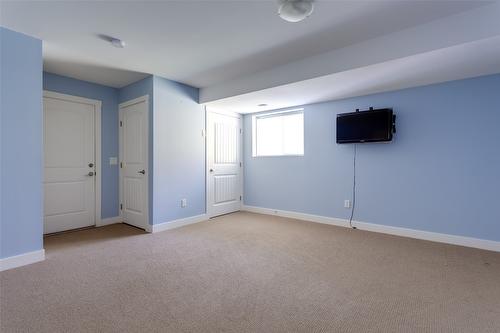 13-3273 Broadview Road, West Kelowna, BC - Indoor Photo Showing Other Room