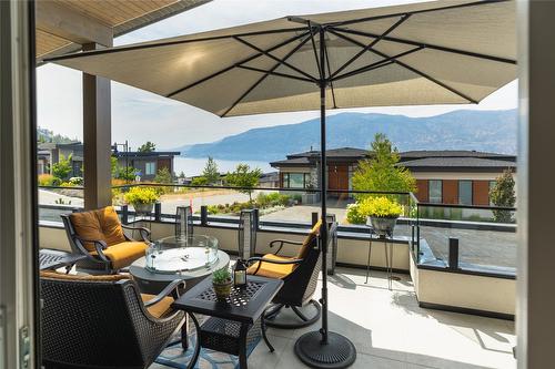 3605 Boxwood Road, Kelowna, BC - Outdoor With Deck Patio Veranda With Exterior