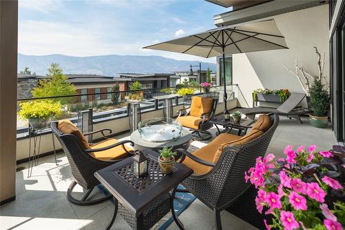 3605 Boxwood Road, Kelowna, BC - Outdoor With Deck Patio Veranda With Exterior