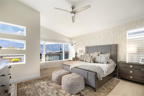 3605 Boxwood Road, Kelowna, BC - Indoor Photo Showing Bedroom