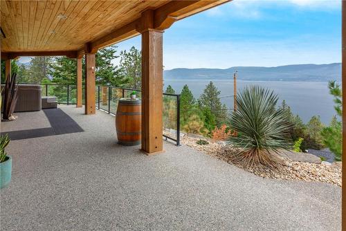 434 Viewcrest Road, Kelowna, BC - Outdoor With Deck Patio Veranda