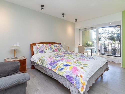 408-1149 Rockland Ave, Victoria, BC - Indoor Photo Showing Bedroom