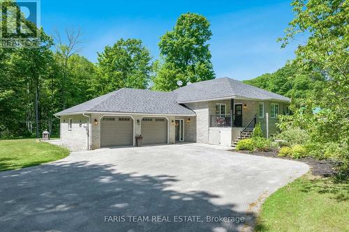 218 Peter Street E, Oro-Medonte, ON - Outdoor