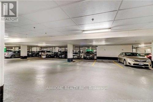 116 Unity Gardens Drive, Markham, ON - Indoor Photo Showing Garage