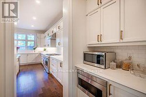 23 Grace Lake Court, Vaughan (Kleinburg), ON - Indoor Photo Showing Kitchen