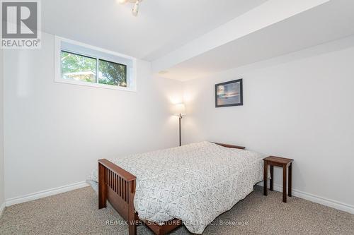 17 Mandalane Drive, Bradford West Gwillimbury, ON - Indoor Photo Showing Bedroom