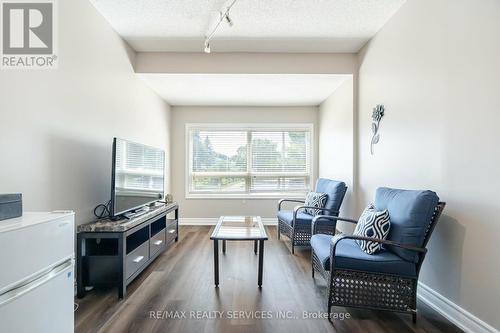 42 Jefferson Road, Brampton, ON - Indoor Photo Showing Other Room