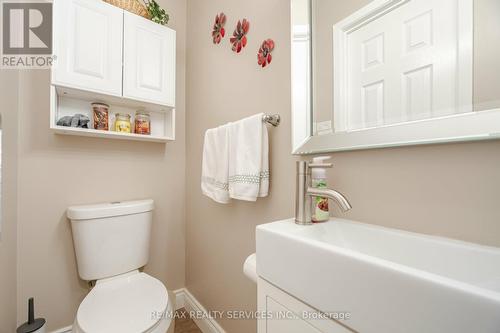 42 Jefferson Road, Brampton (Northgate), ON - Indoor Photo Showing Bathroom