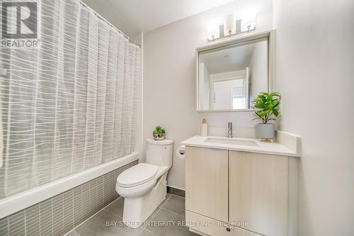 611 - 4633 Glen Erin Drive, Mississauga, ON - Indoor Photo Showing Bathroom