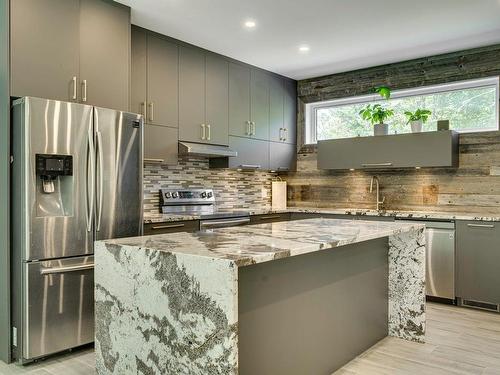 Cuisine - 1141 Ch. Tamaracouta, Morin-Heights, QC - Indoor Photo Showing Kitchen With Upgraded Kitchen