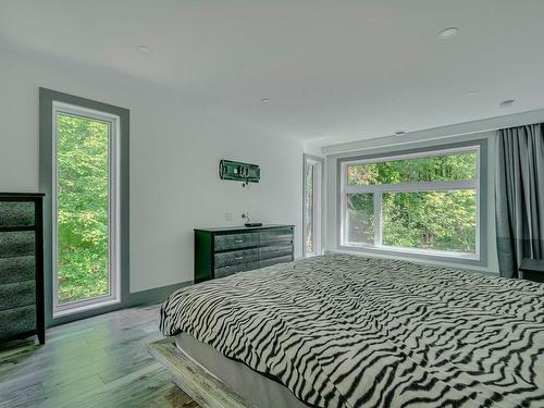 Chambre Ã  coucher principale - 1141 Ch. Tamaracouta, Morin-Heights, QC - Indoor Photo Showing Bedroom