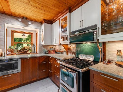 Kitchen - 2118  - 2120 Mtée Des Quatre-Lacs, Saint-Adolphe-D'Howard, QC - Indoor Photo Showing Kitchen