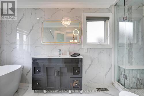 24 Stanhope Avenue, Toronto (Broadview North), ON - Indoor Photo Showing Bathroom