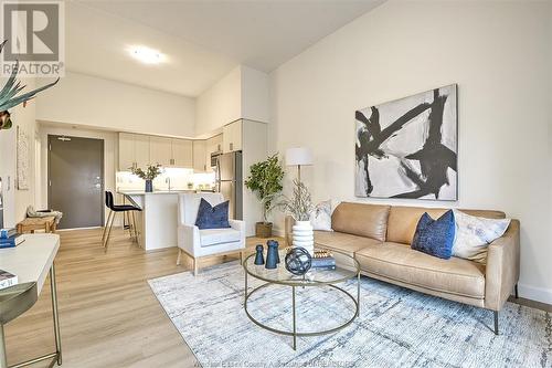 207 Brock Unit# 208, Amherstburg, ON - Indoor Photo Showing Living Room