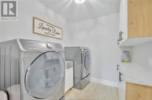 919 Lakewood Crescent, Lakeshore, ON - Indoor Photo Showing Laundry Room