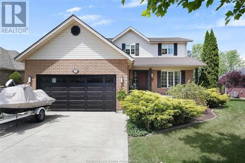 225 Golfview Drive, Amherstburg, ON - Outdoor With Facade