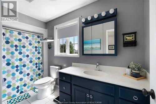 225 Golfview Drive, Amherstburg, ON - Indoor Photo Showing Bathroom