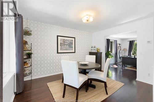 225 Golfview Drive, Amherstburg, ON - Indoor Photo Showing Dining Room