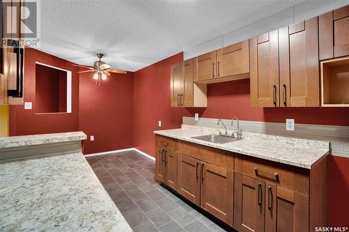 105 2911 Harding Street, Regina, SK - Indoor Photo Showing Kitchen