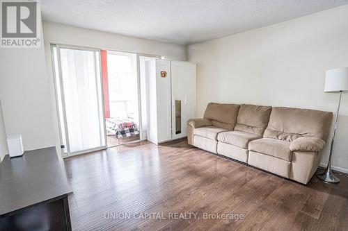 705 - 25 Grenville Street, Toronto (Bay Street Corridor), ON - Indoor Photo Showing Living Room