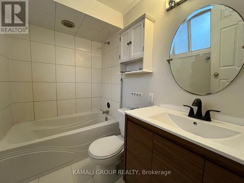 257 London Road, Newmarket, ON - Indoor Photo Showing Bathroom