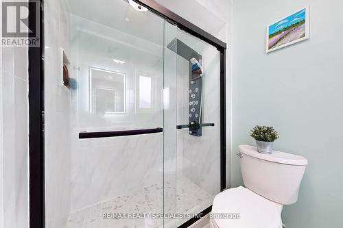 66 Mccleave Crescent, Brampton, ON - Indoor Photo Showing Bathroom