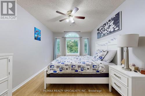 66 Mccleave Crescent, Brampton (Fletcher'S West), ON - Indoor Photo Showing Bedroom