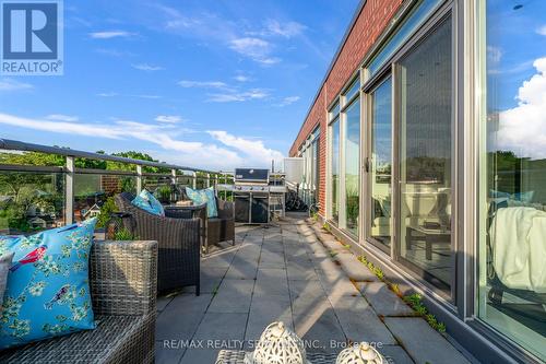 503 - 588 Annette Street, Toronto (Runnymede-Bloor West Village), ON - Outdoor With View