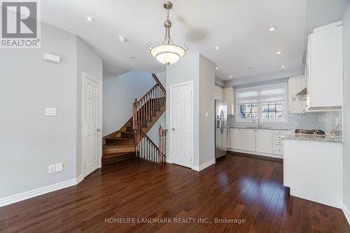 7 Rockbrook Trail, Brampton, ON - Indoor Photo Showing Kitchen