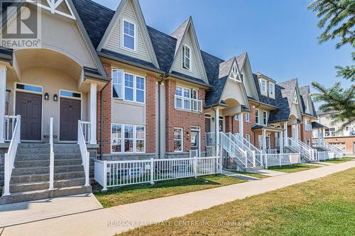 95 - 1380 Costigan Road, Milton (Clarke), ON - Outdoor With Facade