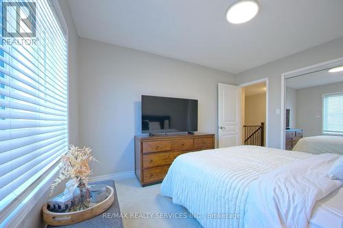 4 - 2563 Sixth Line, Oakville, ON - Indoor Photo Showing Bedroom