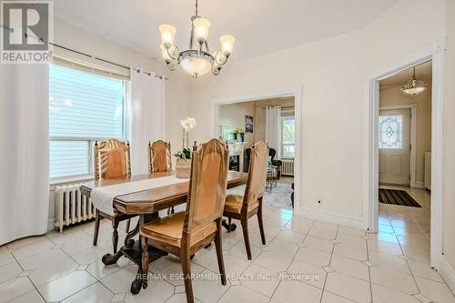 22 Niagara Street, Hamilton, ON - Indoor Photo Showing Dining Room